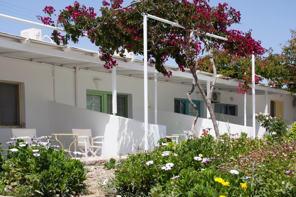 Parasporos Village Adamantas  Buitenkant foto