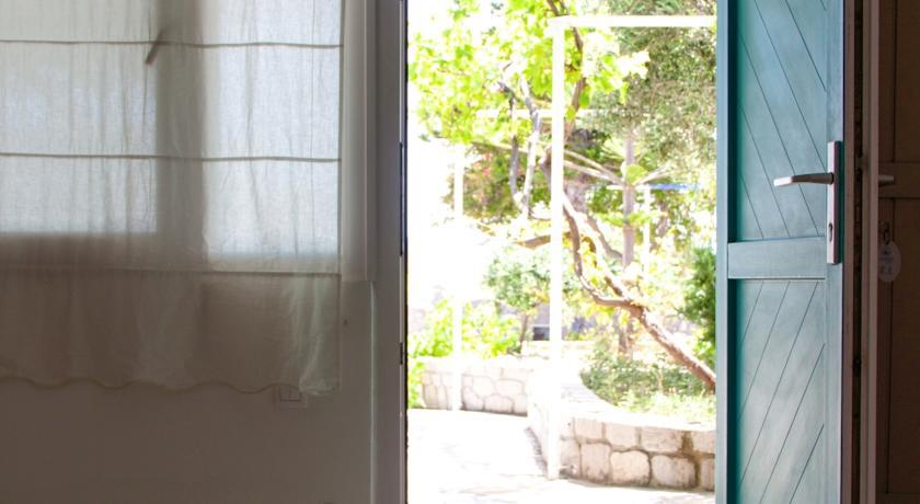 Parasporos Village Adamantas  Kamer foto