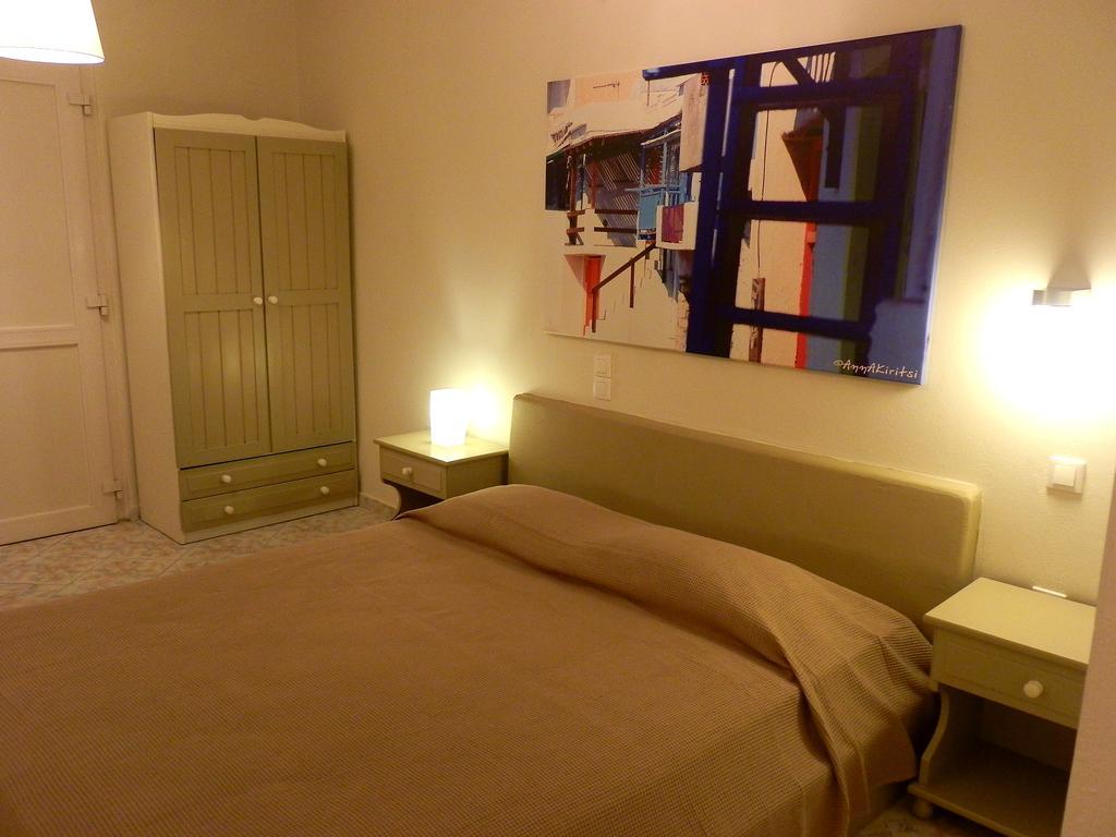 Parasporos Village Adamantas  Kamer foto