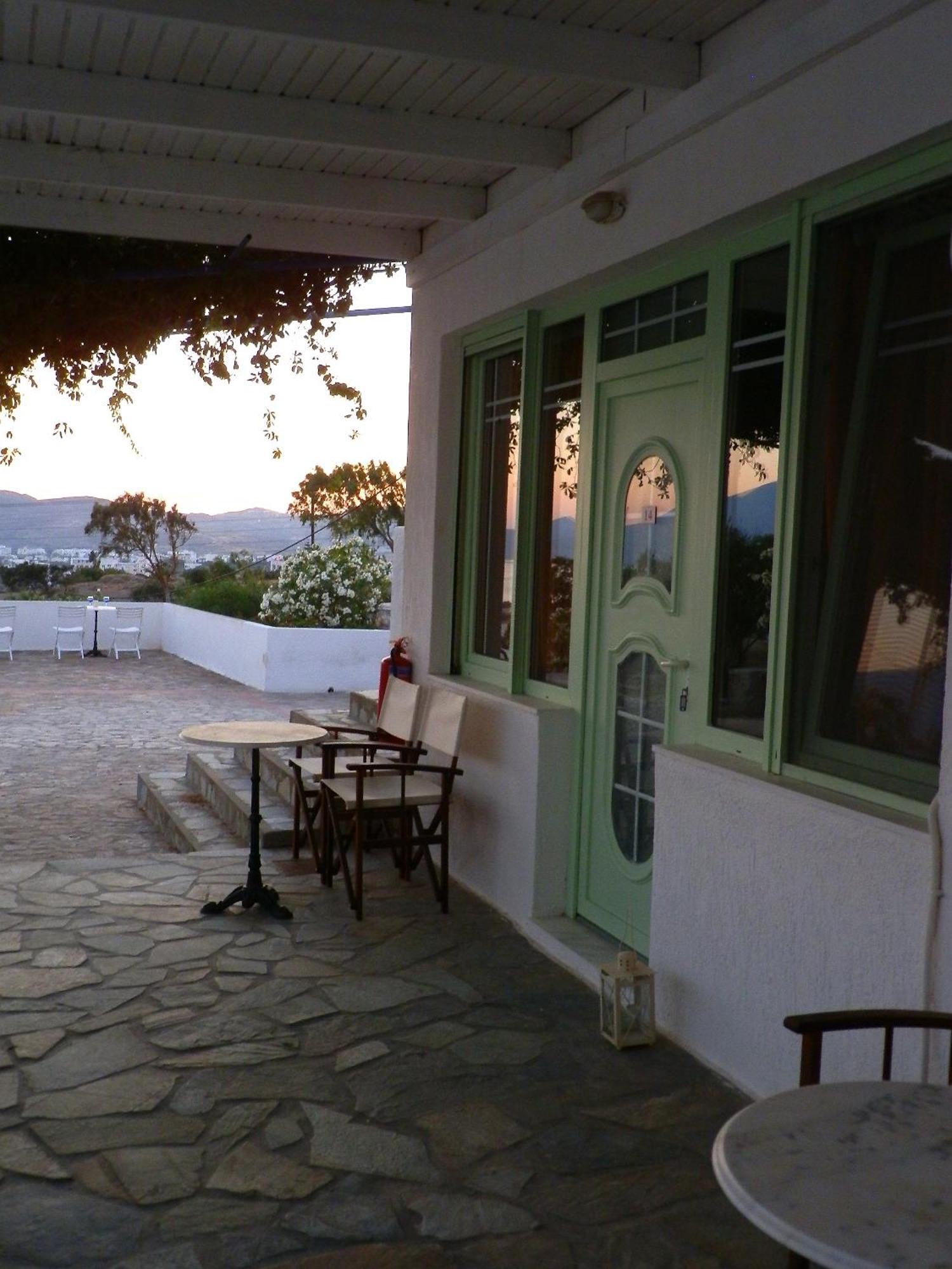 Parasporos Village Adamantas  Buitenkant foto