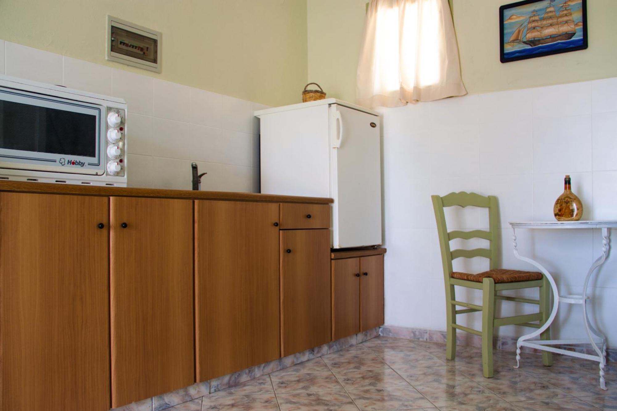 Parasporos Village Adamantas  Kamer foto