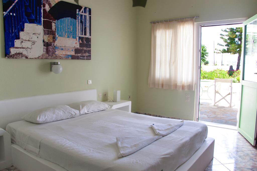 Parasporos Village Adamantas  Kamer foto