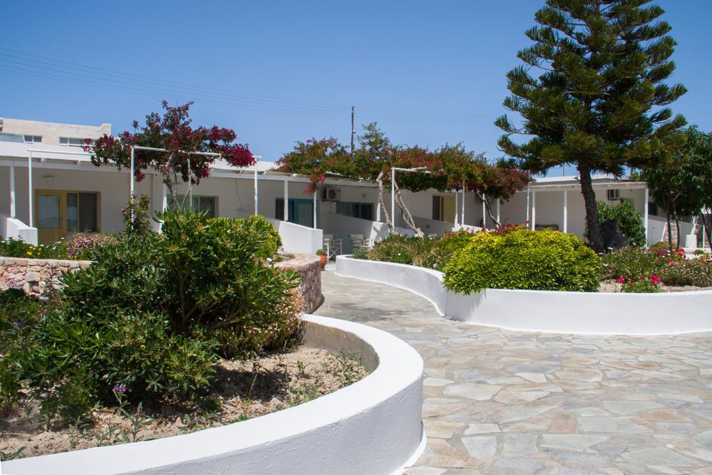 Parasporos Village Adamantas  Buitenkant foto